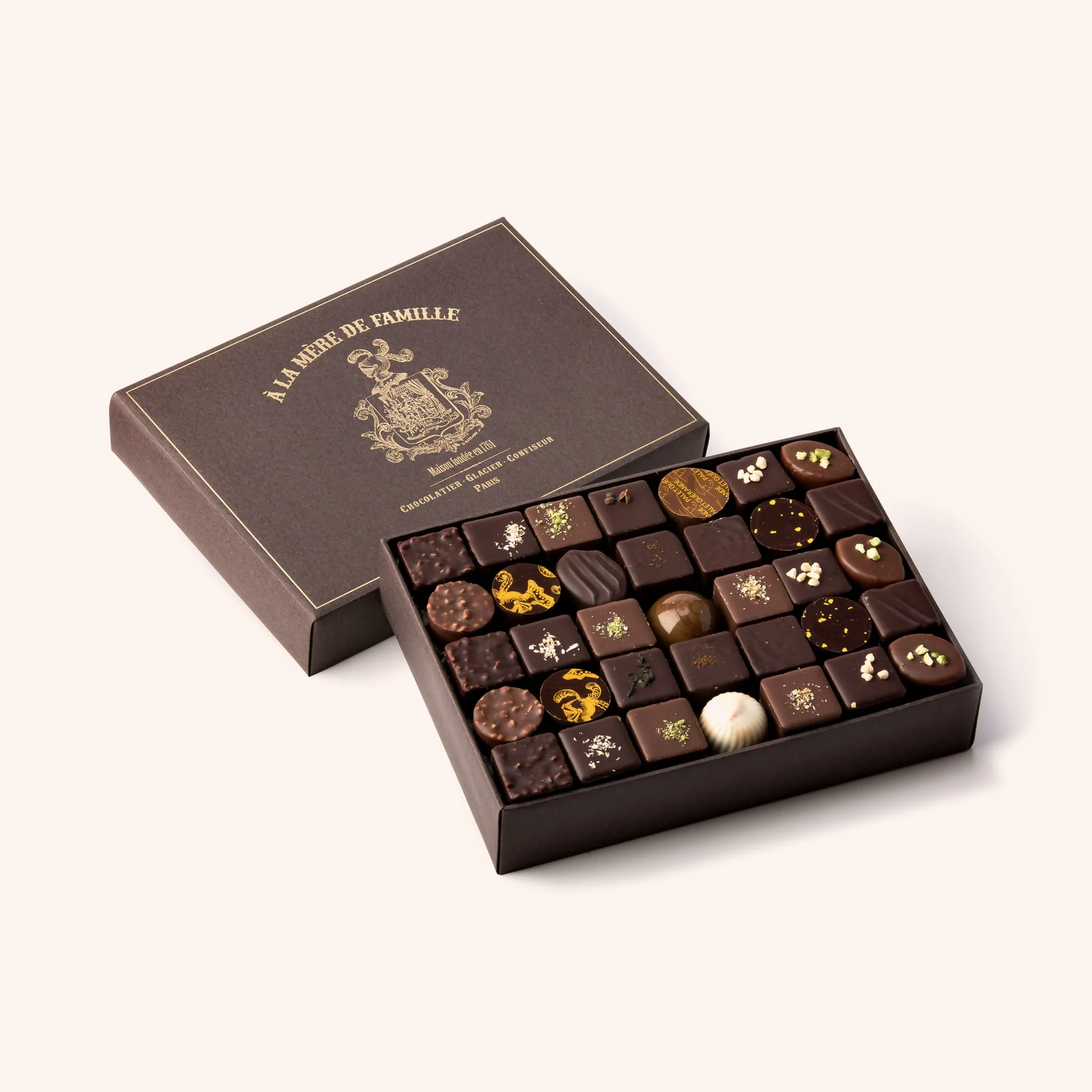 Coffret de chocolats assortis 590g